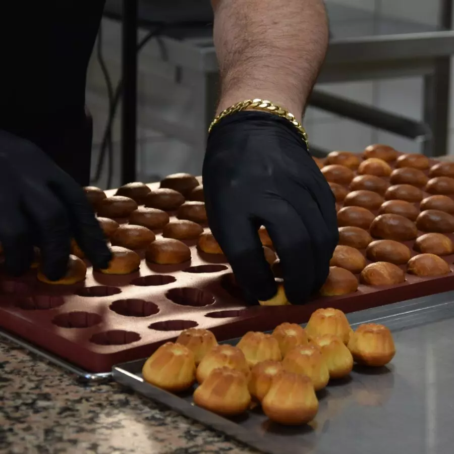 نقش چرخش سینی‌ها در کاهش اختلاف پخت سطحی